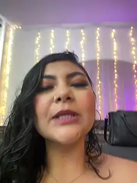 Snapshot of Juli_Walker chatting on 9, 3, 2026 Juli Walker online show from 9, 3, 2026