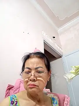 Hotestlove online show from 28, 4, 2026