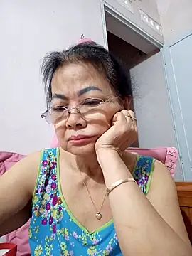 Hotestlove online show from 4, 5, 2026