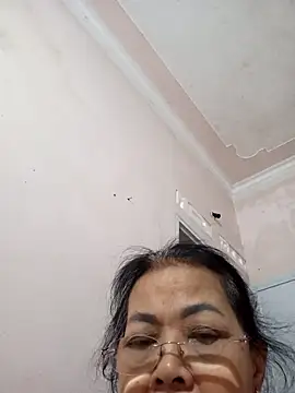 Hotestlove online show from 5, 5, 2026