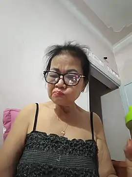 Hotestlove online show from 5, 7, 2026