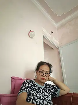 Hotestlove online show from 27, 7, 2026