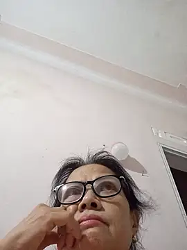 Hotestlove online show from 4, 8, 2026