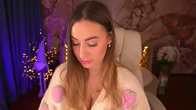 Snapshot of LiaBrazzerr chatting on 7, 12, 2024 LiaBrazzerr online show from 7, 12, 2024