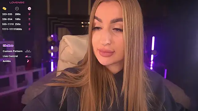 Snapshot of LiaBrazzerr chatting on 26, 1, 2025 LiaBrazzerr online show from 26, 1, 2025