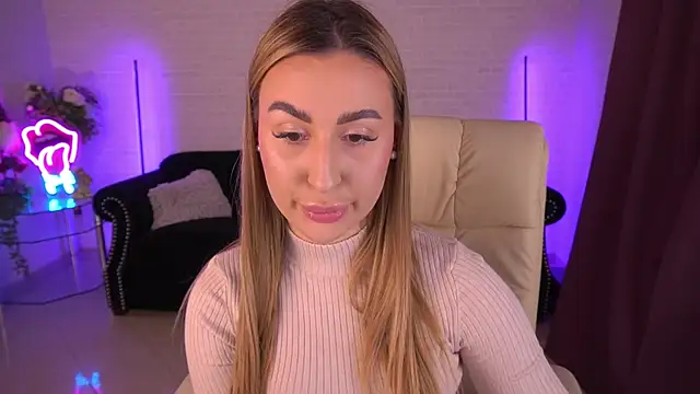 Snapshot of LiaBrazzerr chatting on 15, 3, 2025 LiaBrazzerr online show from 15, 3, 2025