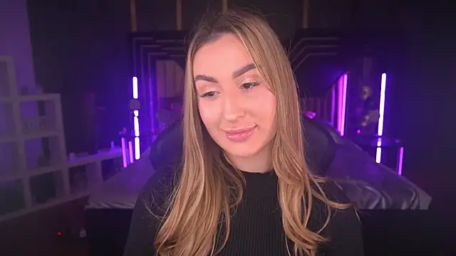 Snapshot of LiaBrazzerr chatting on 16, 3, 2025 LiaBrazzerr online show from 16, 3, 2025