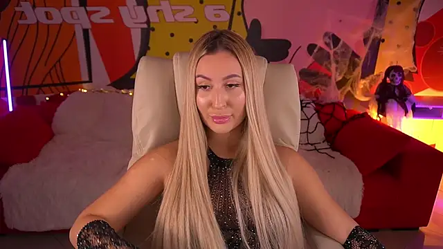 Snapshot of LiaBrazzerr chatting on 29, 10, 2025 LiaBrazzerr online show from 29, 10, 2025