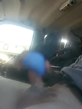 Crackkers online show from 15, 3, 2025