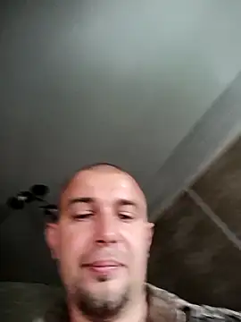 Foxyshaved online show from 10, 9, 2025