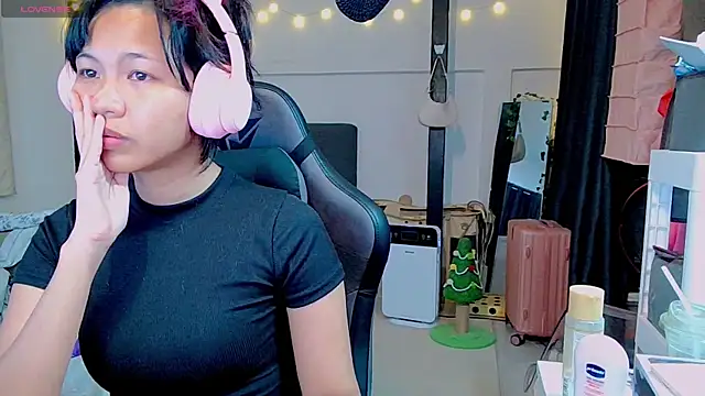 Kana G online show from 13, 2, 2025