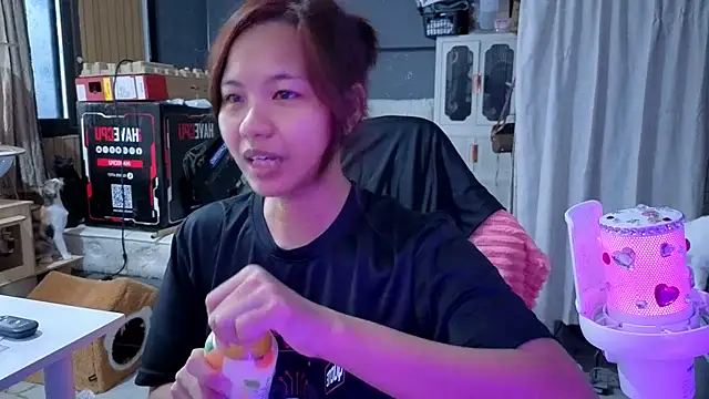 Kana G online show from 30, 4, 2026