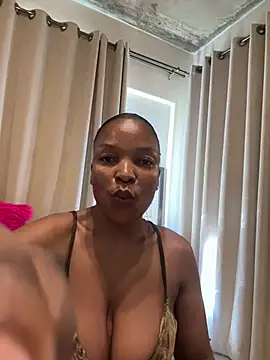 Snapshot of slimcateee chatting on 13, 5, 2026 slimcateee online show from 13, 5, 2026