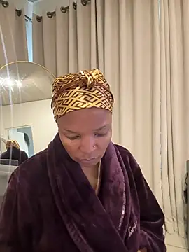 Snapshot of slimcateee chatting on 19, 5, 2026 slimcateee online show from 19, 5, 2026