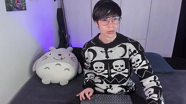 Aventure Twinks online show from 30, 1, 2025