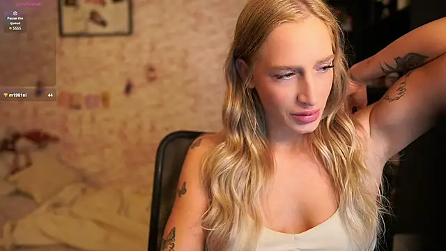 Nicolette  Shea  online show from 10, 1, 2026