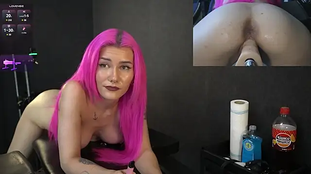 ClaraStylezZ online show from 11, 1, 2025