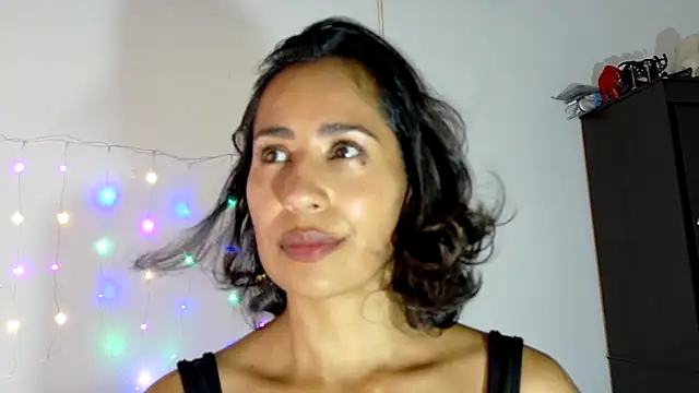 Snapshot of fantasty_nylon chatting on 5, 2, 2026 fantasty nylon online show from 5, 2, 2026