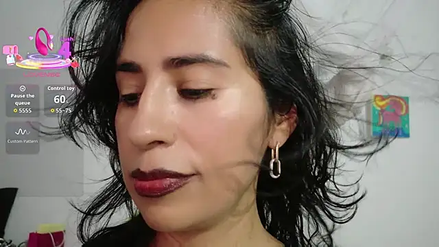 Snapshot of fantasty_nylon chatting on 10, 7, 2026 fantasty nylon online show from 10, 7, 2026