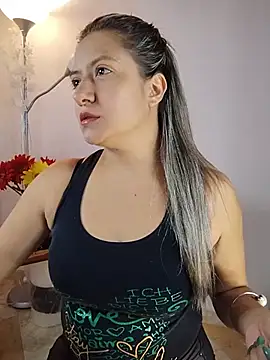 valeriahunter1 online show from 3, 8, 2026