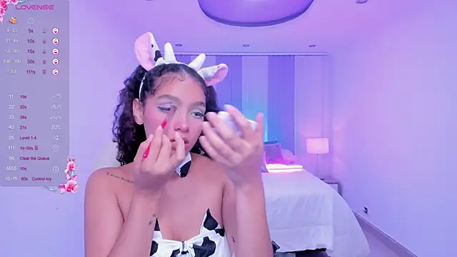 anahi curlie1 online show from 6, 2, 2025