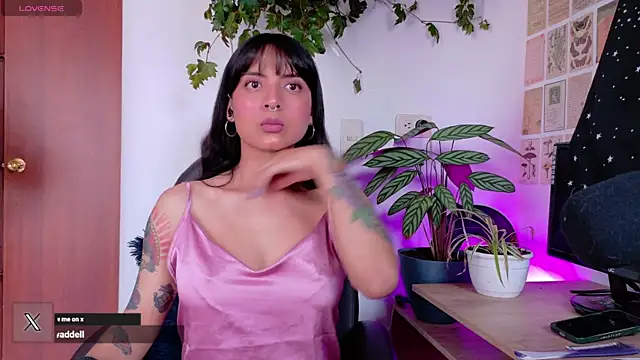 Yeriawaddell  online show from 19, 12, 2025