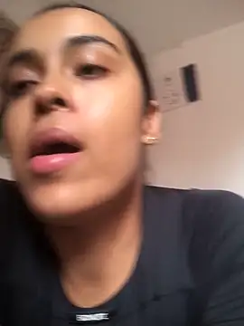 JuanaSimons online show from 1, 2, 2026