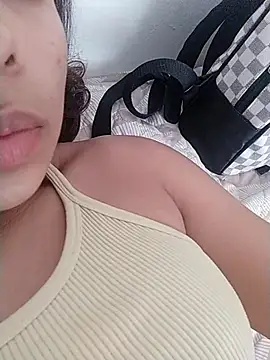 Snapshot of JuanaSimons chatting on 9, 8, 2026 JuanaSimons online show from 9, 8, 2026