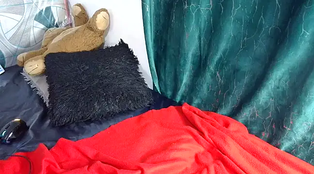 Candiey001 online show from 25, 2, 2025