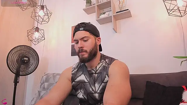 SebastianVilla  online show from 16, 12, 2025