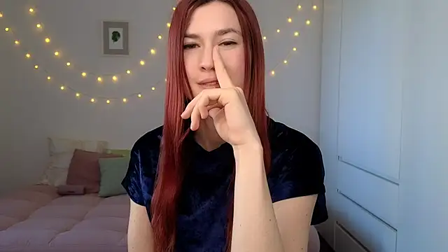 AliciaNewell online show from 30, 4, 2026