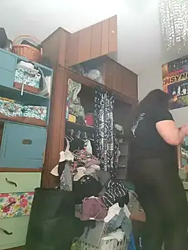 sweetkitty111 online show from 7, 12, 2024