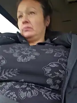 sweetkitty111 online show from 18, 12, 2024