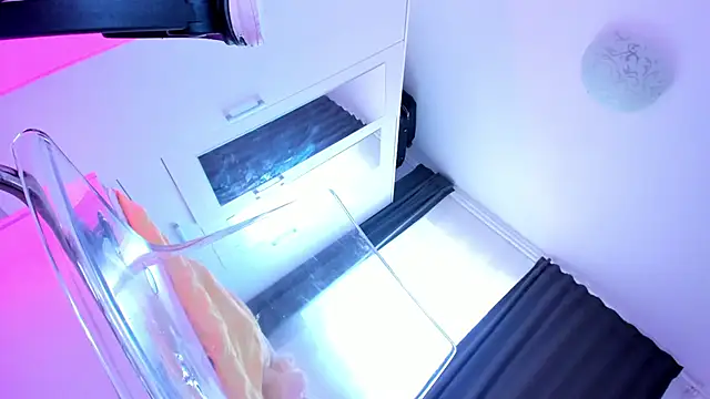 KaylaLaine online show from 19, 3, 2025