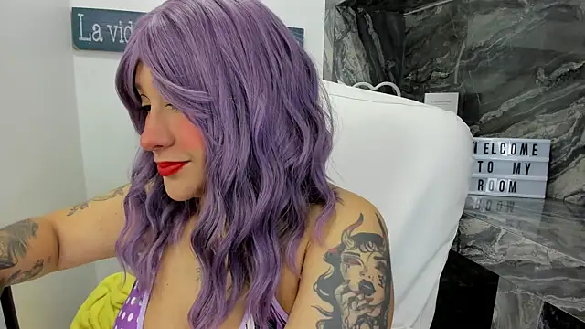 miss danika online show from 13, 1, 2026