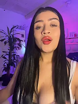 lucianaroy online show from 2, 5, 2026