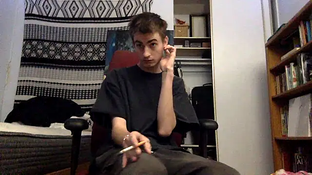 Snapshot of spicylaboi chatting on 2, 12, 2025 spicylaboi online show from 2, 12, 2025