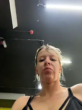 LikaCat online show from 1, 2, 2026