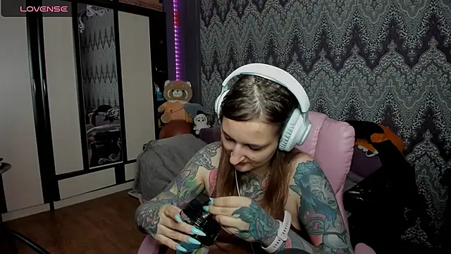 AlexRacc00n online show from 6, 12, 2024