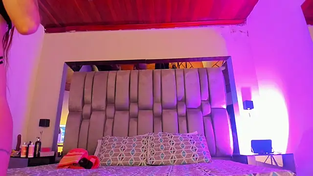 NikkySmiith online show from 11, 7, 2026