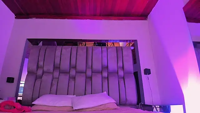 NikkySmiith online show from 6, 8, 2026