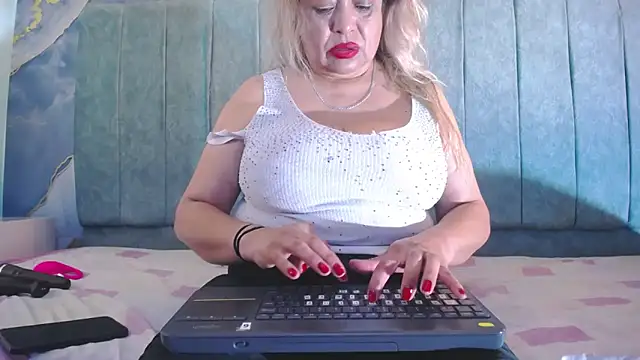Natasha 699 online show from 3, 5, 2026