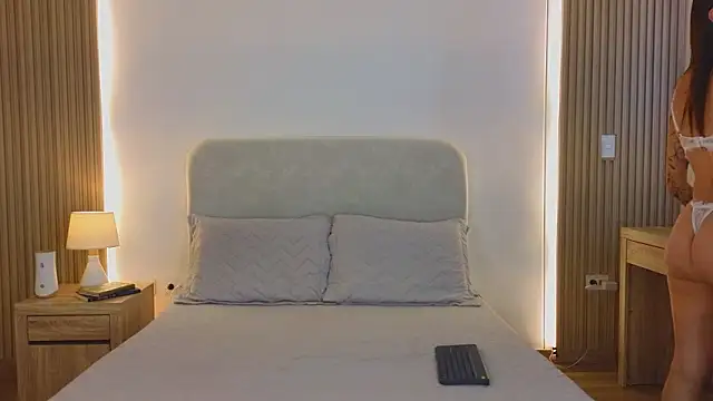 KristennBlue online show from 16, 3, 2026