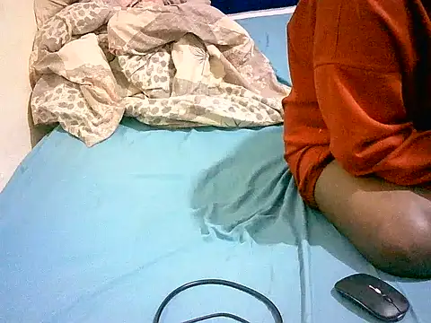 Snapshot of honeypotsweet chatting on 4, 8, 2026 honeypotsweet online show from 4, 8, 2026