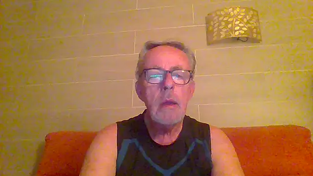 tuggy59 online show from 26, 6, 2026