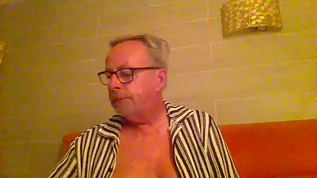 tuggy59 online show from 9, 7, 2026
