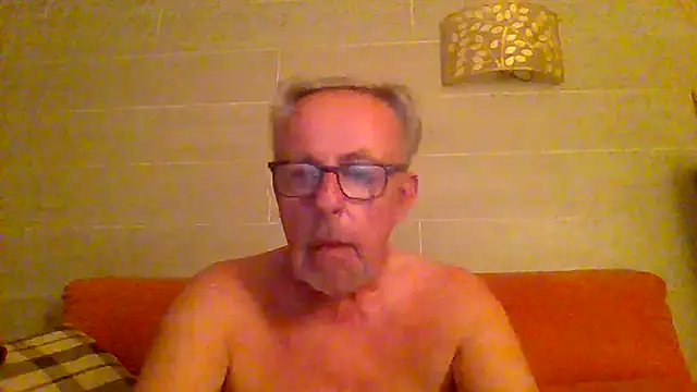 tuggy59 online show from 21, 7, 2026