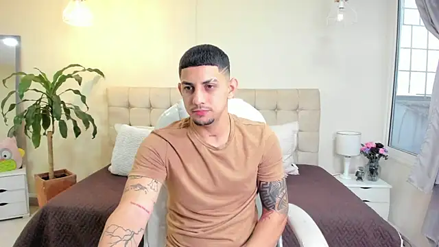 Alex cute77 online show from 20, 3, 2025