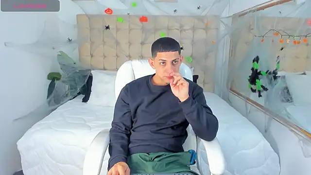 Alex cute77 online show from 6, 10, 2025