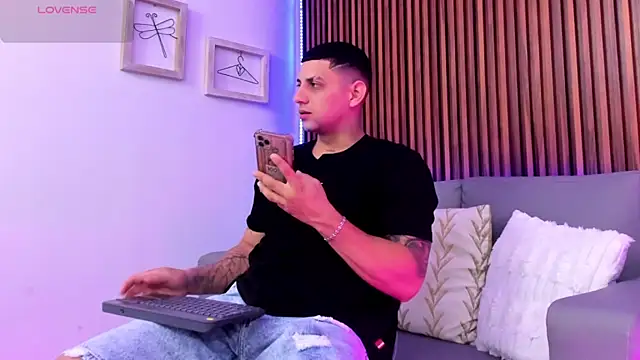 Alex cute77 online show from 1, 5, 2026